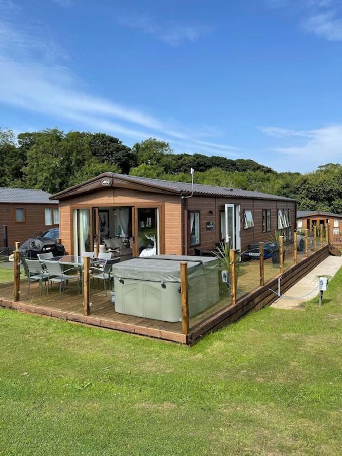 Luxury Boutique Style Lodge With Hot Tub Bridlington Exterior foto