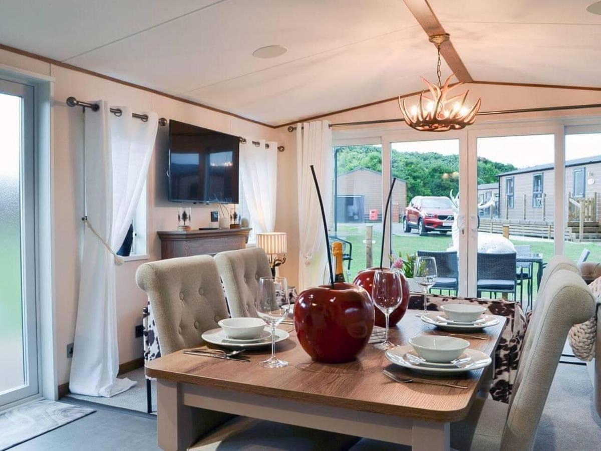 Luxury Boutique Style Lodge With Hot Tub Bridlington Exterior foto