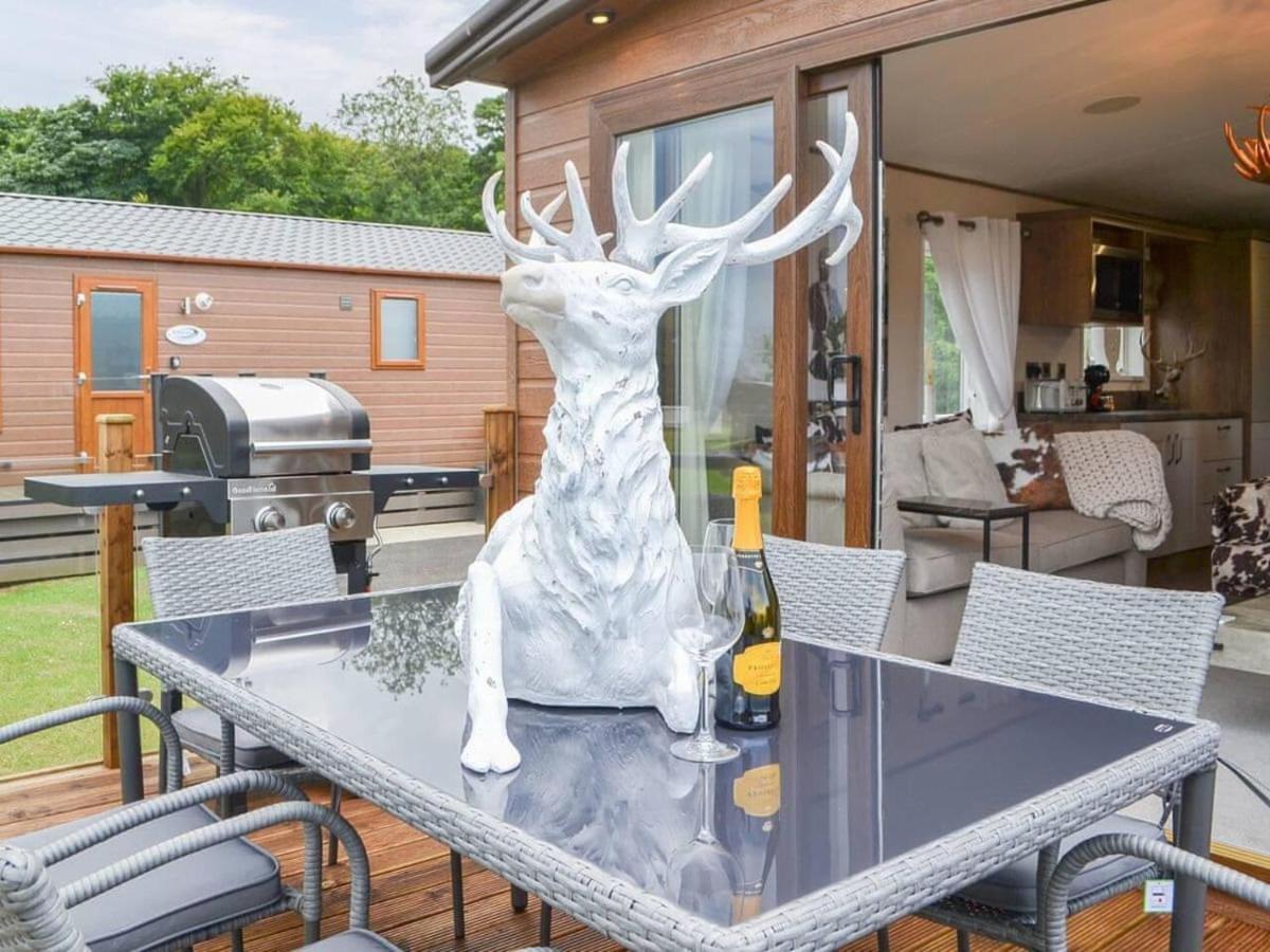 Luxury Boutique Style Lodge With Hot Tub Bridlington Exterior foto