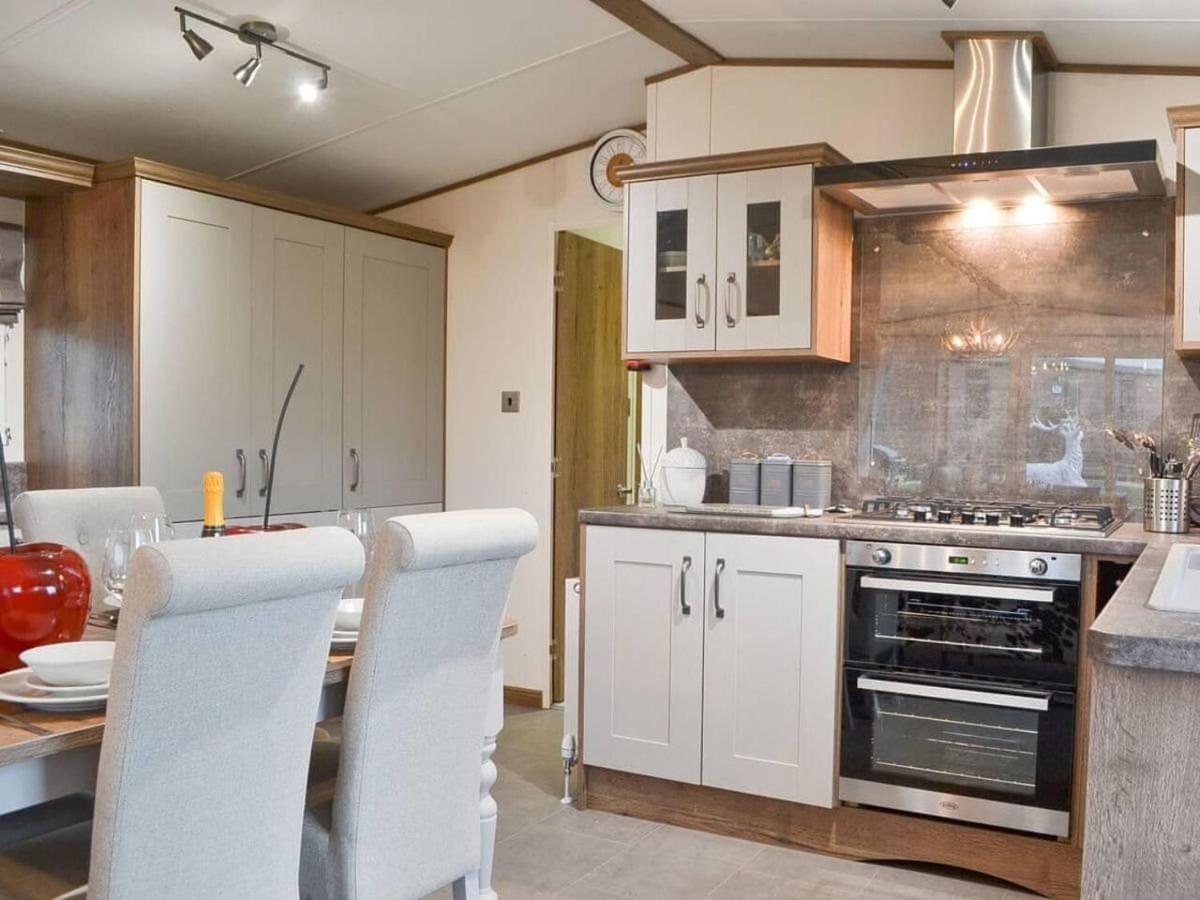 Luxury Boutique Style Lodge With Hot Tub Bridlington Exterior foto