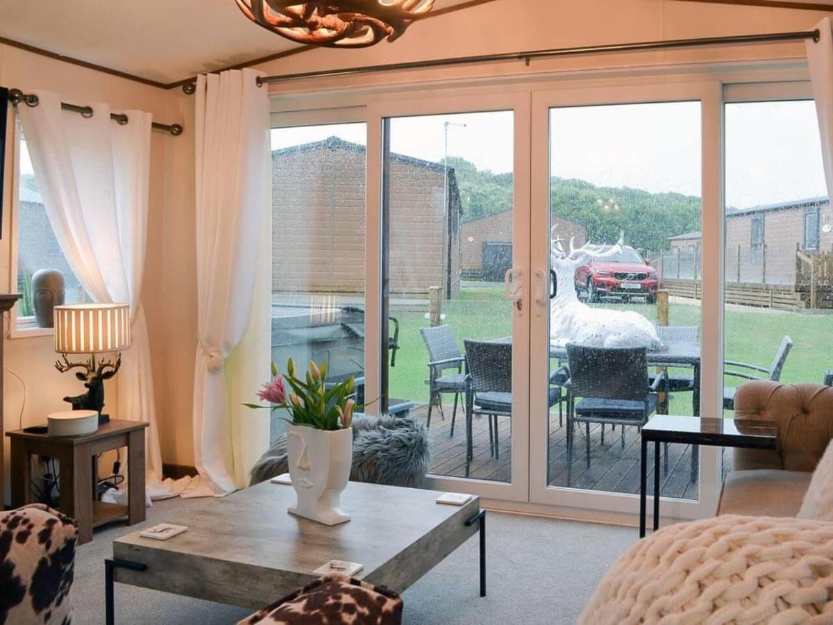 Luxury Boutique Style Lodge With Hot Tub Bridlington Exterior foto